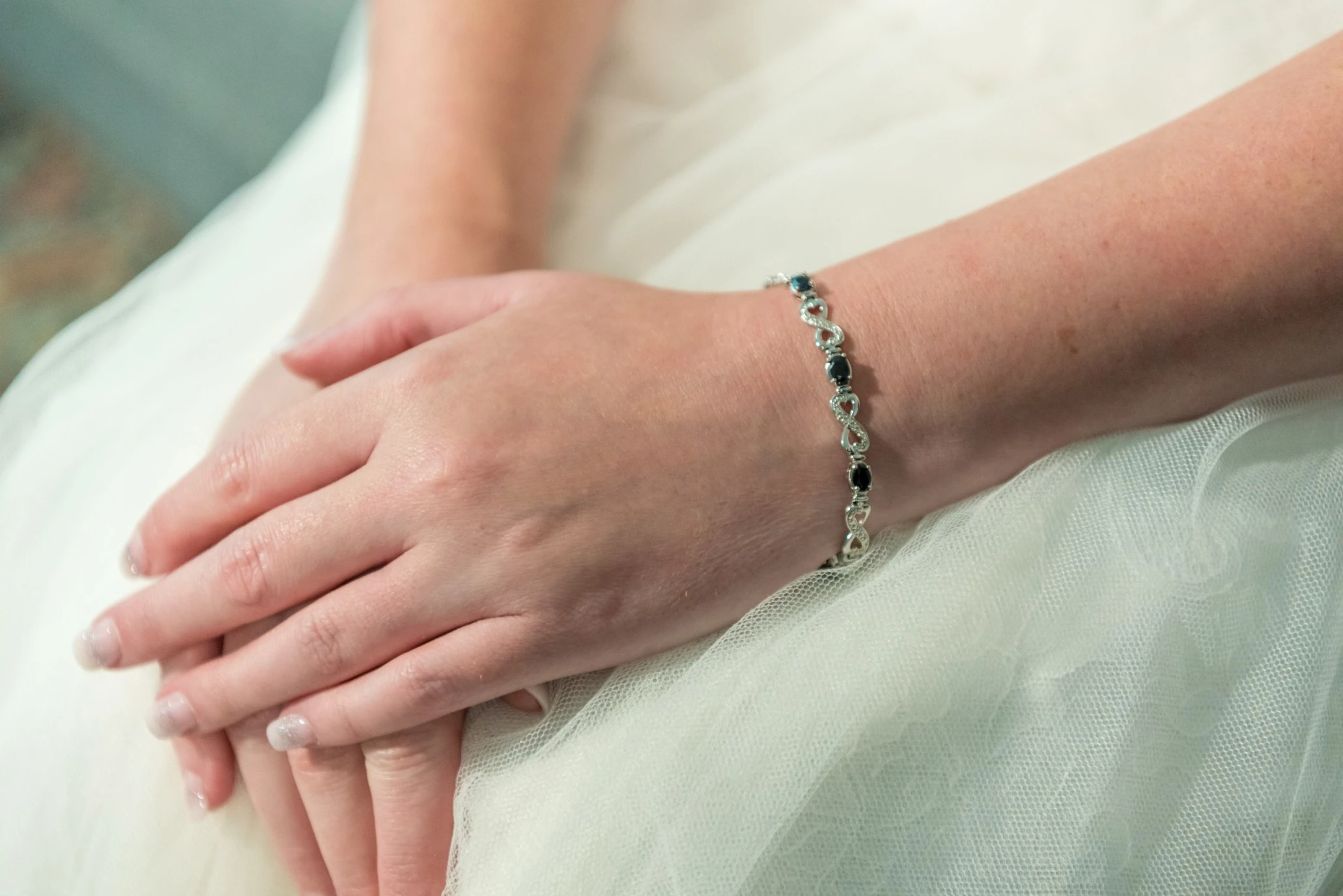 Why Real Crystal Bracelets Are the Ultimate Trend