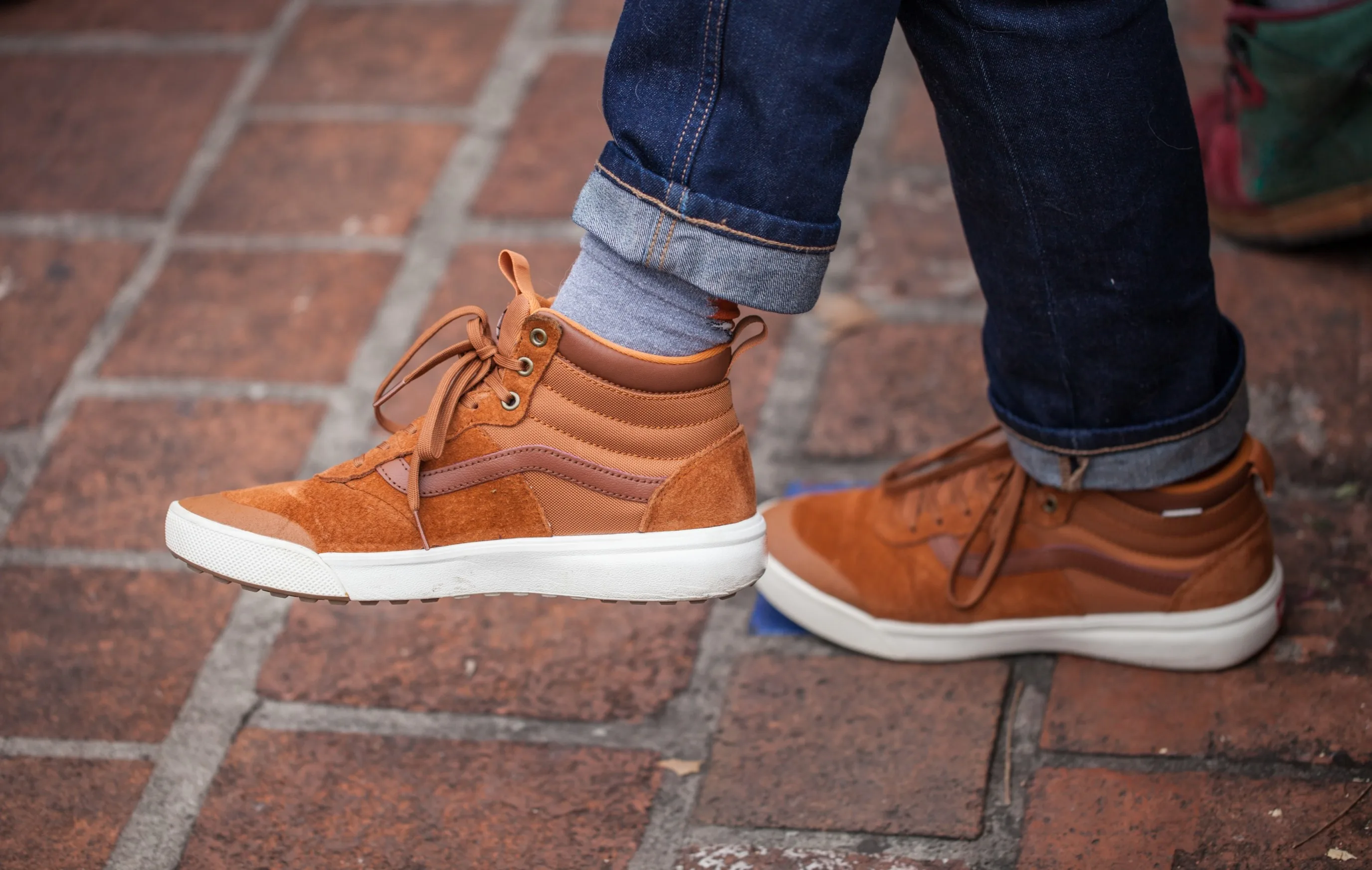 How Do Bottega Sneakers Redefine Modern Luxury